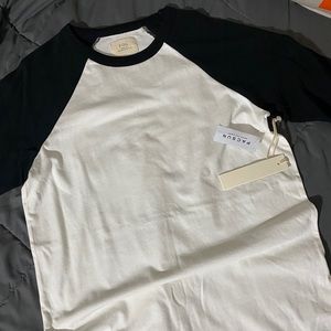 New Fog collection one Base ball tee size smal